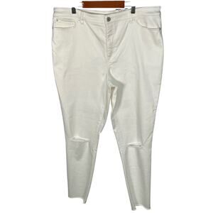 INC International Concepts Mid-Rise Skinny White Distressed Jeans Women 18/34‎